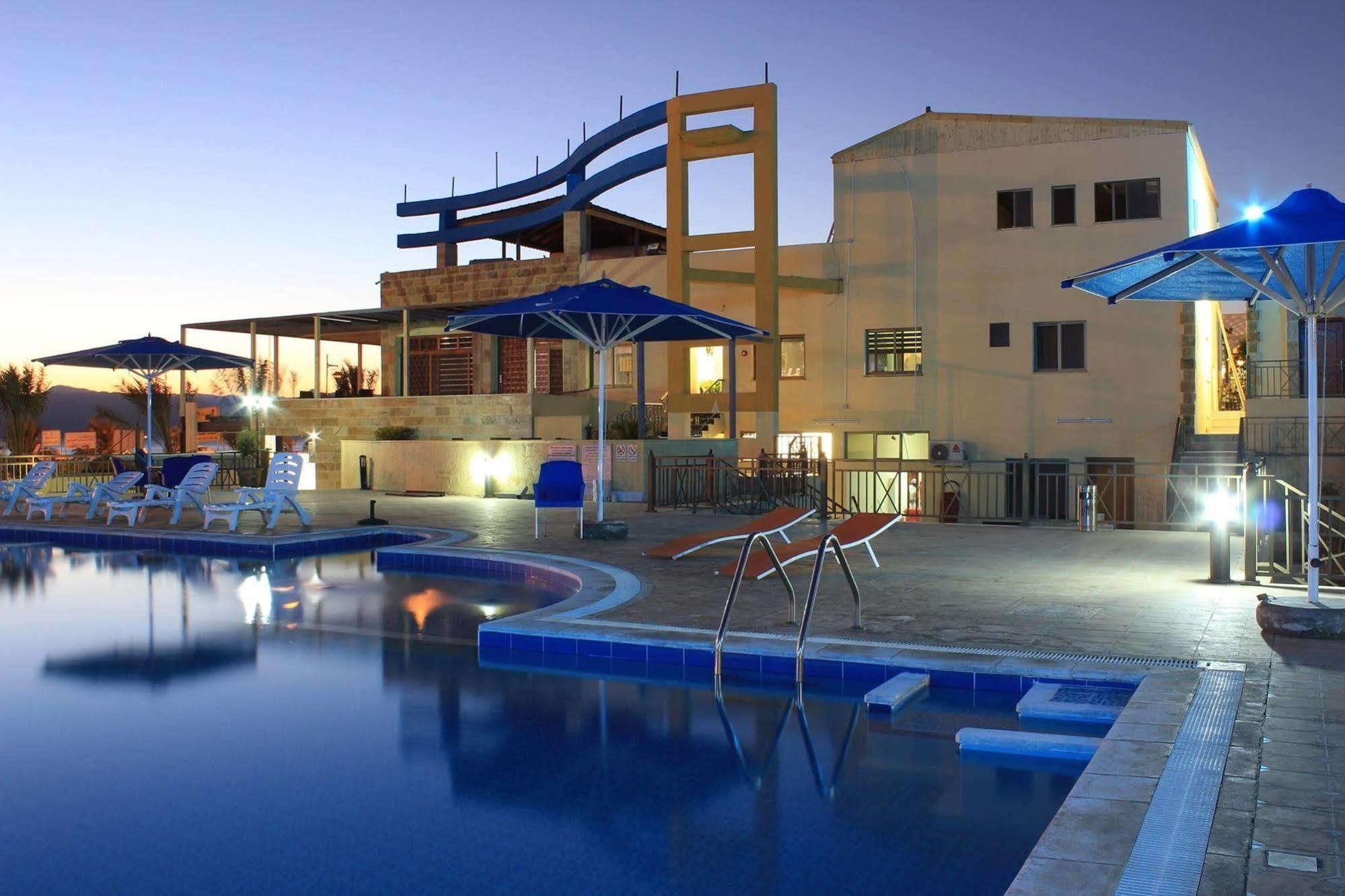 Almarsa Village Resort Aqaba Bagian luar foto